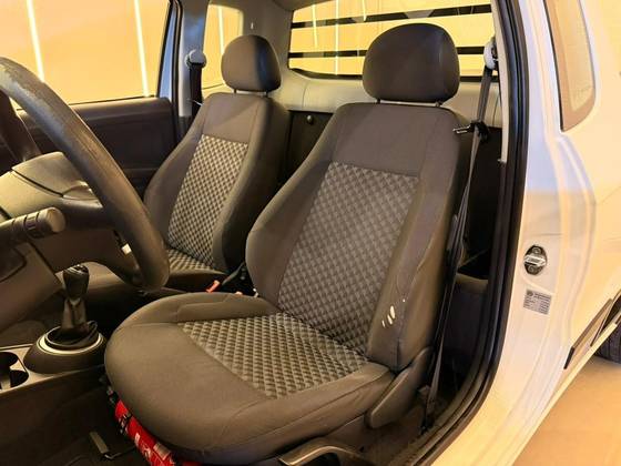 VOLKSWAGEN SAVEIRO 1.6 MI TRENDLINE CE 8V FLEX 2P MANUAL
